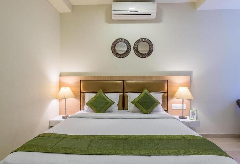 Номер Deluxe, Treebo Nestlay Airport Alandur