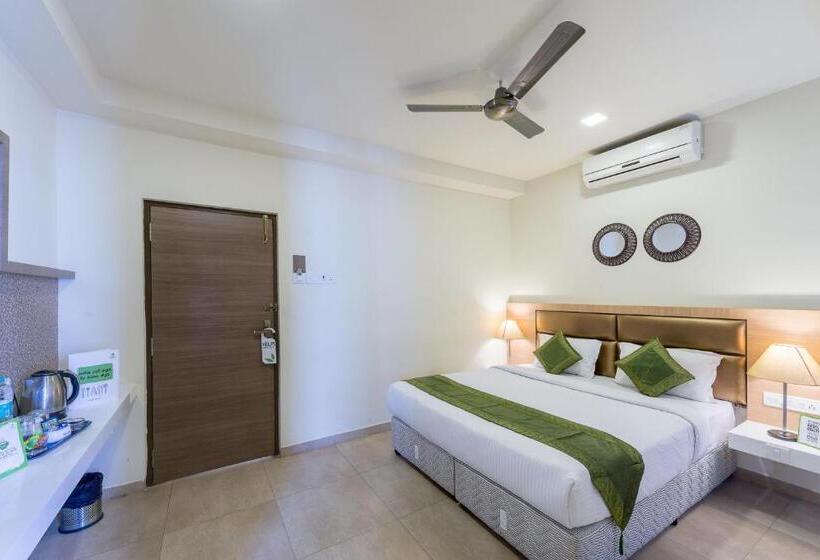 Номер Deluxe, Treebo Nestlay Airport Alandur