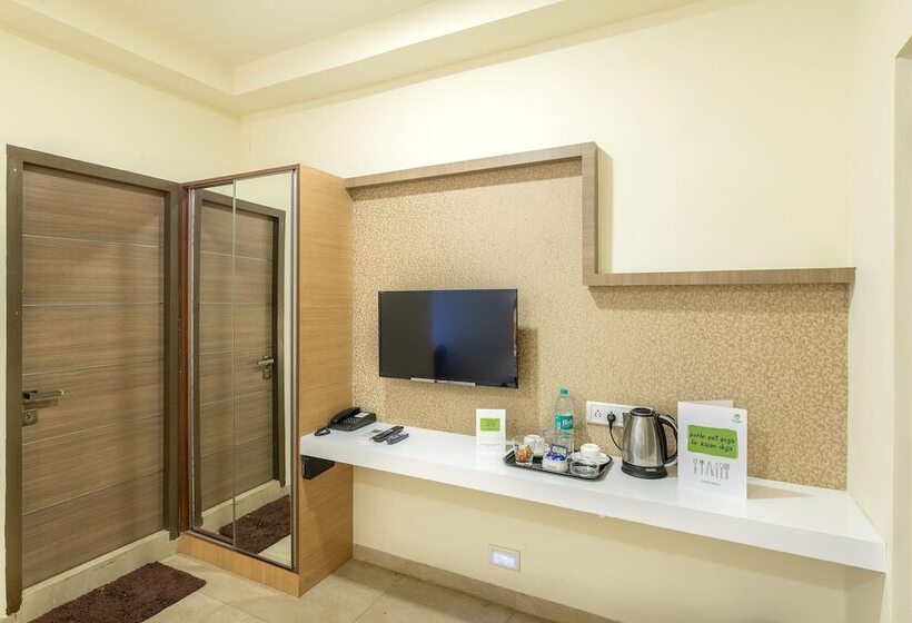 Номер Deluxe, Treebo Nestlay Airport Alandur
