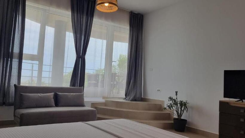 آپارتمان 2 خوابه, Vila Dvg Costinesti