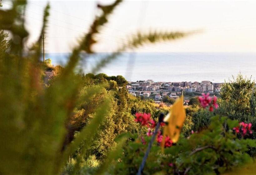 Апартаменты 1 Спальня, B&b Dei Fiori