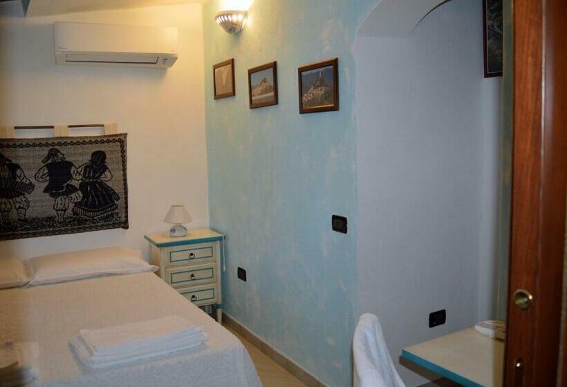 اتاق استاندارد, B&b Feronia