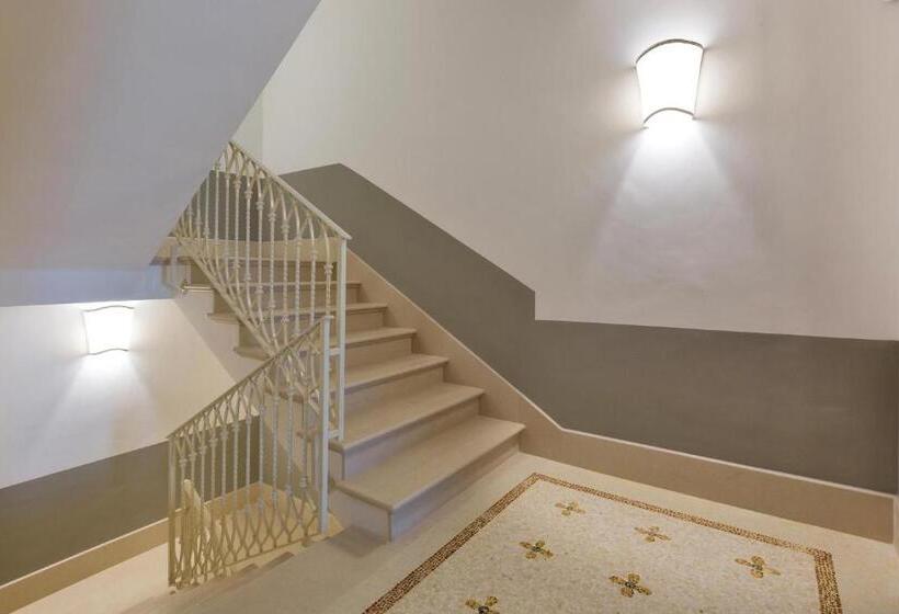 غرفة قياسية رباعية, Palazzo Fasti