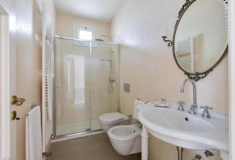 חדר סטנדרט לארבעה, Palazzo Fasti