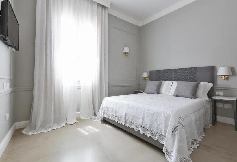 Quarto Quádruplo Estandar, Palazzo Fasti