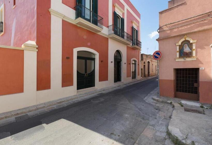 סוויטה משפחתית, Palazzo Fasti