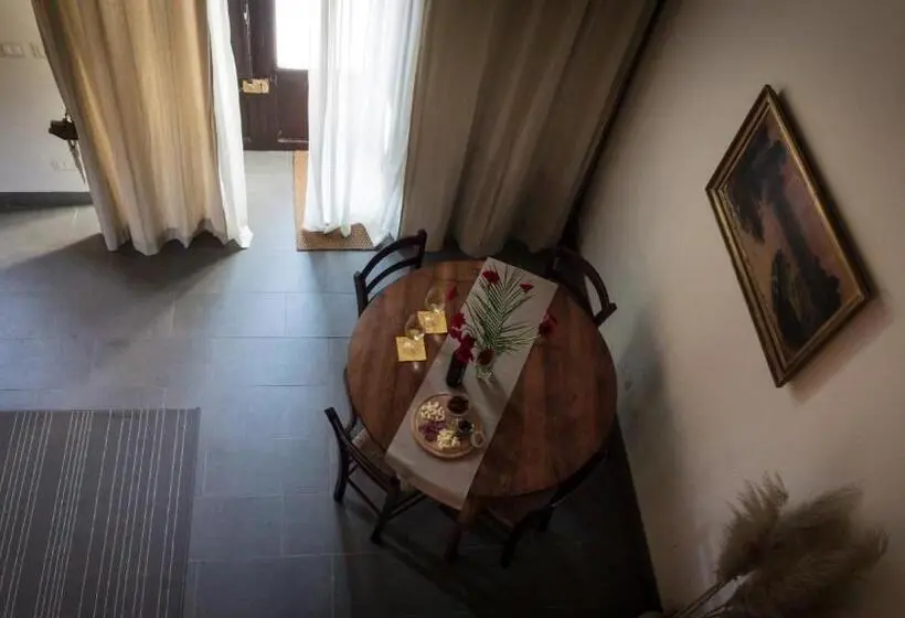 Sviitti, Tenuta Del Gelso