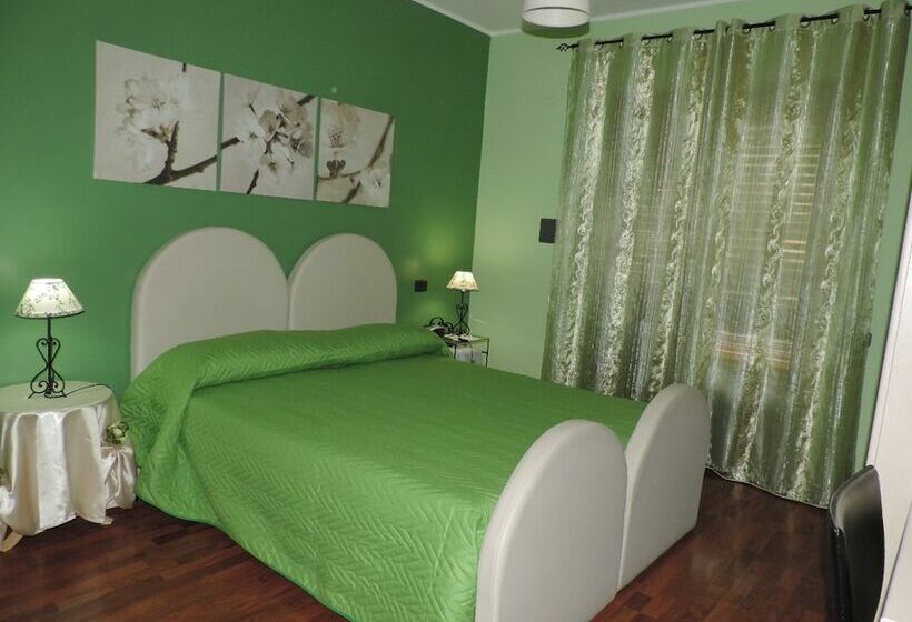 带阳台的豪华间, Bed & Breakfast Ospiti A Corte