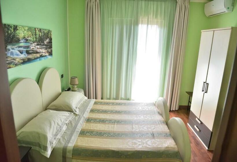 חדר דלוקס עם מרפסת, Bed & Breakfast Ospiti A Corte