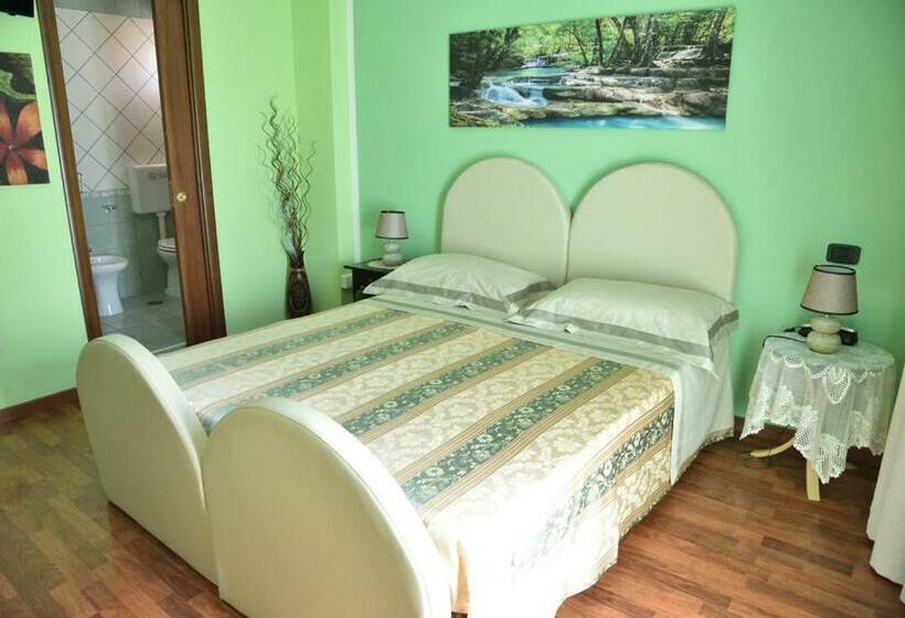 带阳台的豪华间, Bed & Breakfast Ospiti A Corte