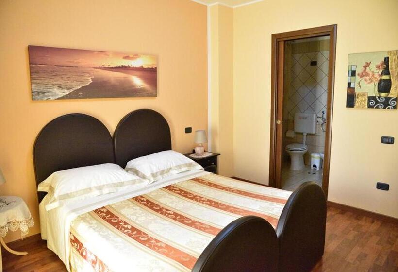 带阳台的豪华间, Bed & Breakfast Ospiti A Corte