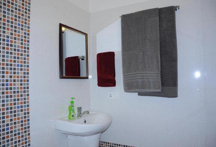 غرفة ديلوكس مطلّة علي البحر مزوَّدة بشُرفة, Alleppey Beach Garden