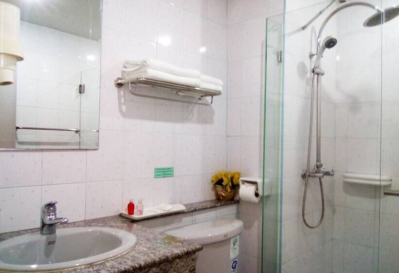 غرفة ديلوكس, Ban Chanchay