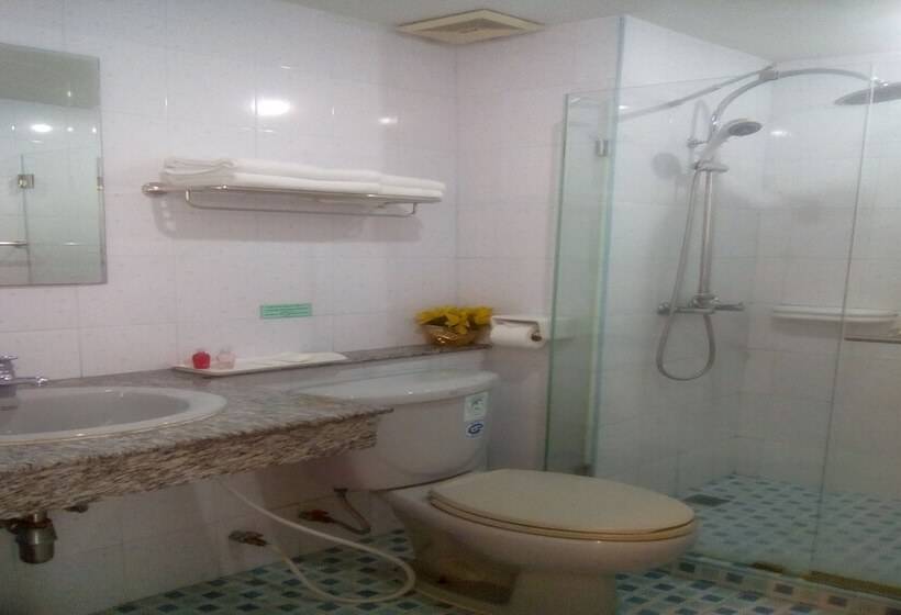 غرفة ديلوكس, Ban Chanchay