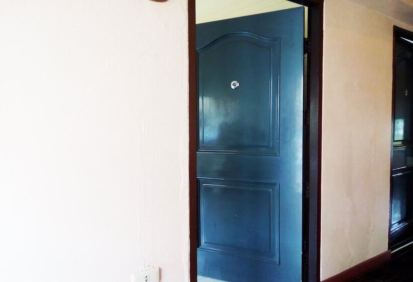 غرفة قياسية, Ban Chanchay