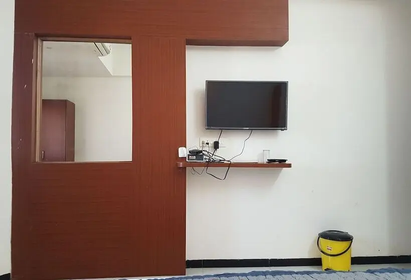 デラックスルーム, Dhruv Palace