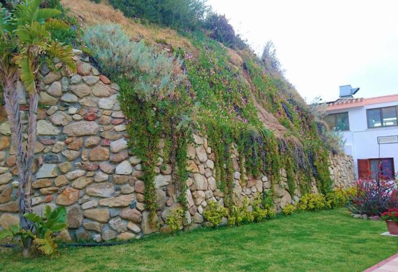 חדר סטנדרט לארבעה, Il Complesso Saraceno