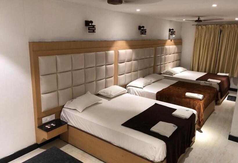 家庭海景房, New Cape