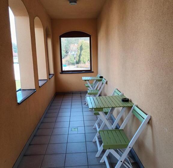 テラス付きスタンダードルーム, Střelnice