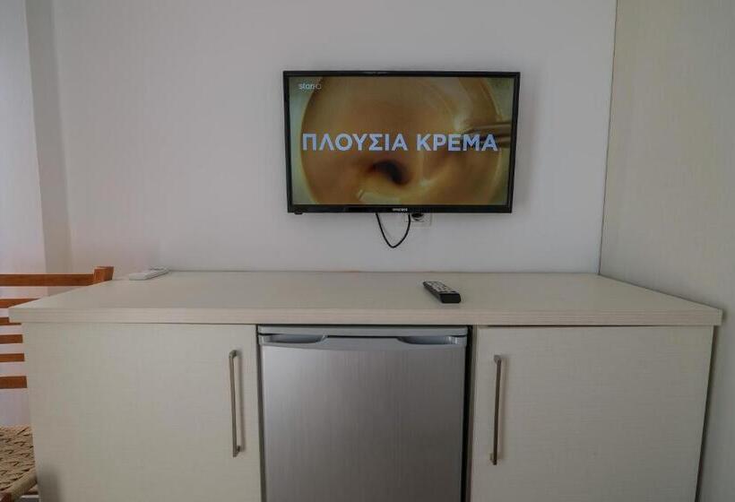 اتاق استاندارد با چشم‌انداز دریا, Sunrays