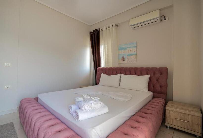 اتاق استاندارد با چشم‌انداز دریا, Sunrays