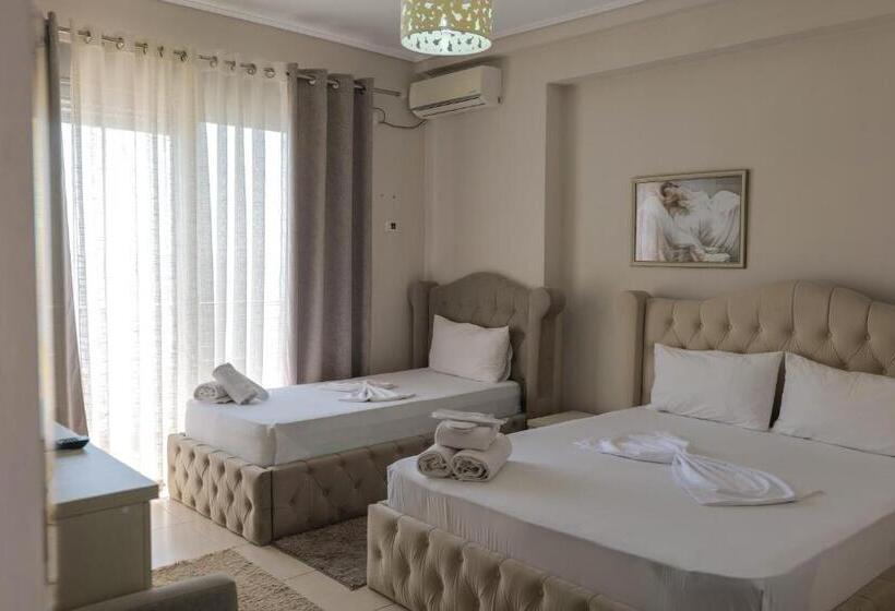 Triple Room Sea View, Sunrays