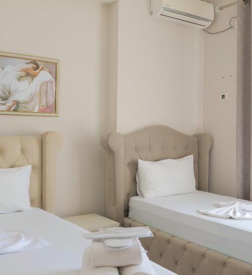 Triple Room Sea View, Sunrays