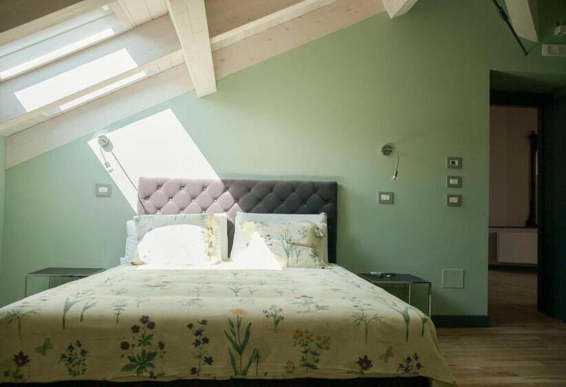 غرفة سوبيريور, Palazzo Del Senatore