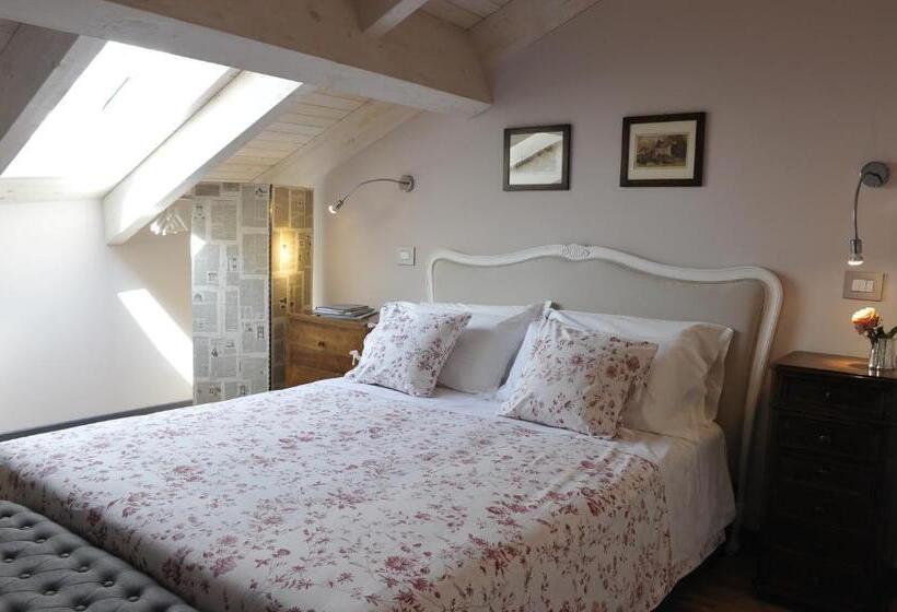 غرفة قياسية, Palazzo Del Senatore