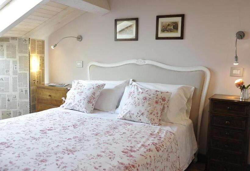 غرفة قياسية, Palazzo Del Senatore