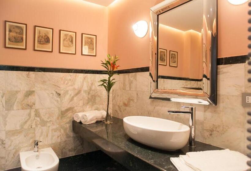 جناح جونيور, Palazzo Del Senatore