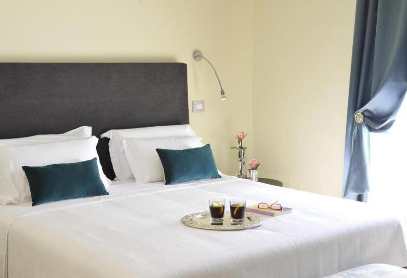 جناح, Palazzo Del Senatore