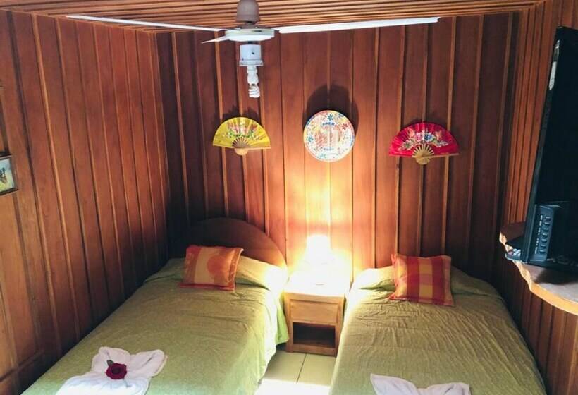 חדר סטנדרט חדר אמבטיה משותף, Cabinas Lupita