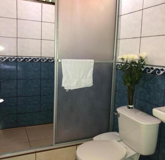 غرفة قياسية ذات إطلالة, Cabinas Lupita