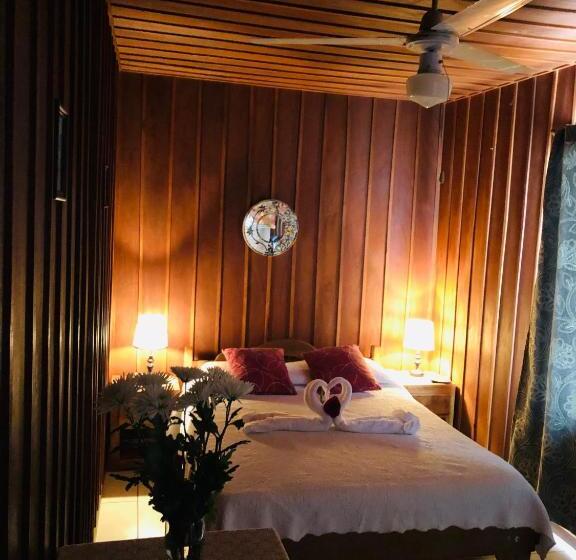 غرفة قياسية, Cabinas Lupita