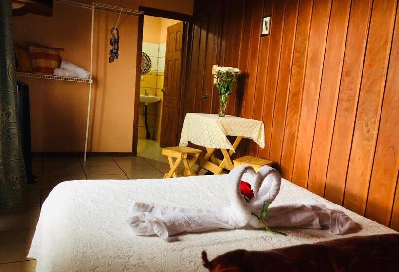 غرفة قياسية, Cabinas Lupita