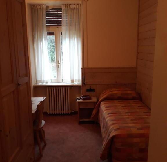 חדר סטנדרט יחיד, Albergo Piazzatorre