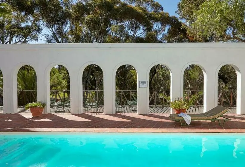 Suite with Pool, Lord Milner