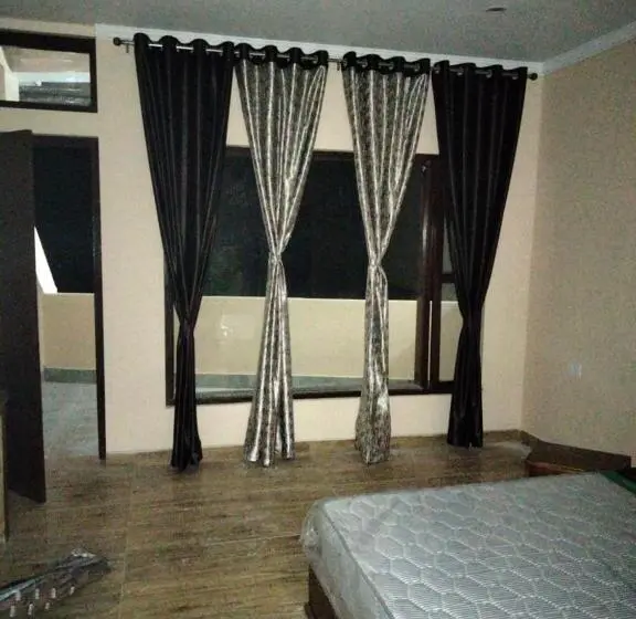 Deluxe-huone, Uttarakhand Resort
