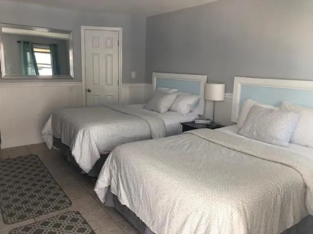 ２ダブルベッドのスタンダードルーム, Boardwalk Beach Inn