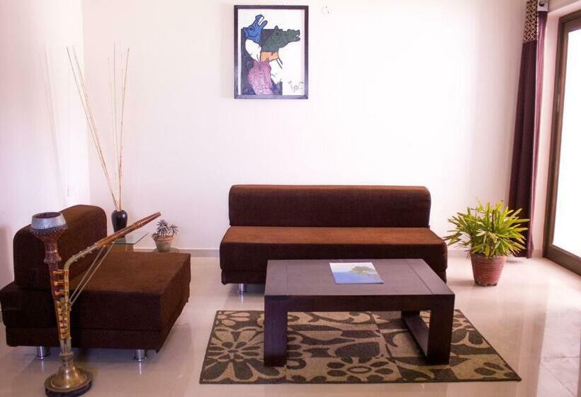 Estúdio Estandar com Sacada, Riverarch Greenfields Resort