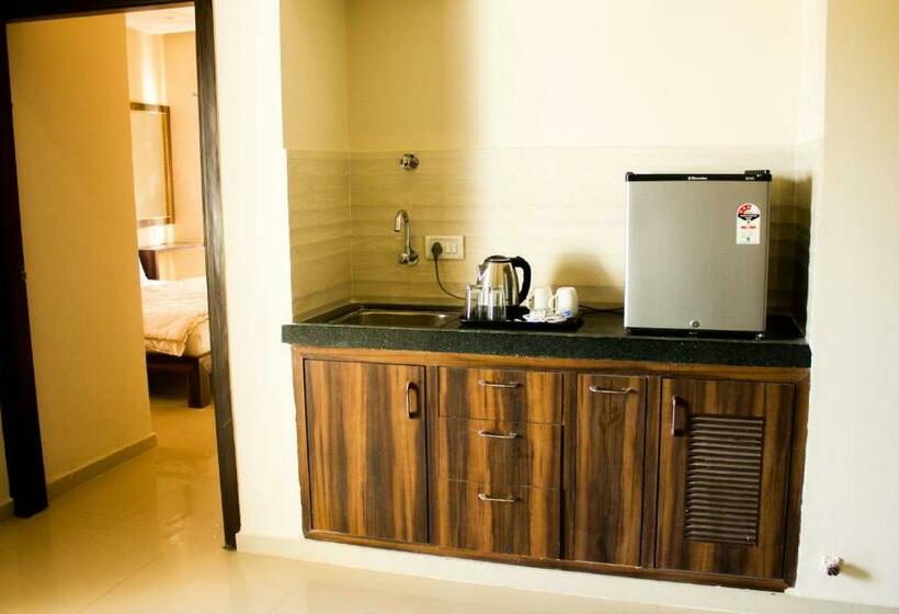 Estúdio Estandar com Sacada, Riverarch Greenfields Resort