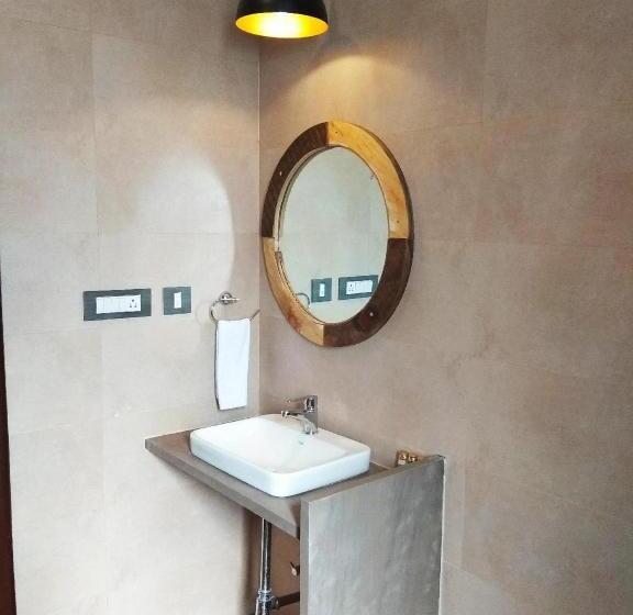 Quarto Estandar, Riverarch Greenfields Resort