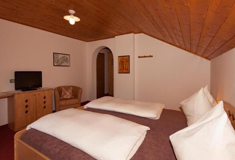 חדר סטנדרט עם מרפסת, Oberlechnerhof