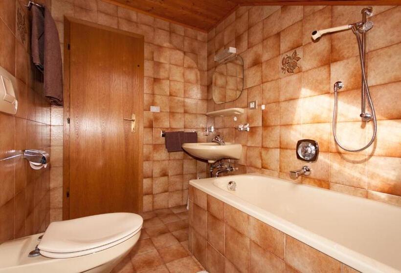 חדר סטנדרט עם מרפסת, Oberlechnerhof