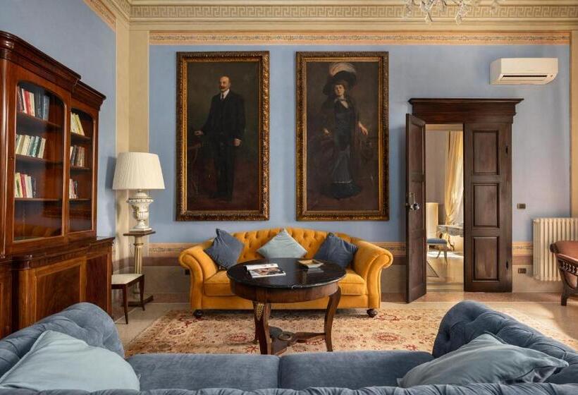 סוויטה, Villa Scorzi   Relais De Charme