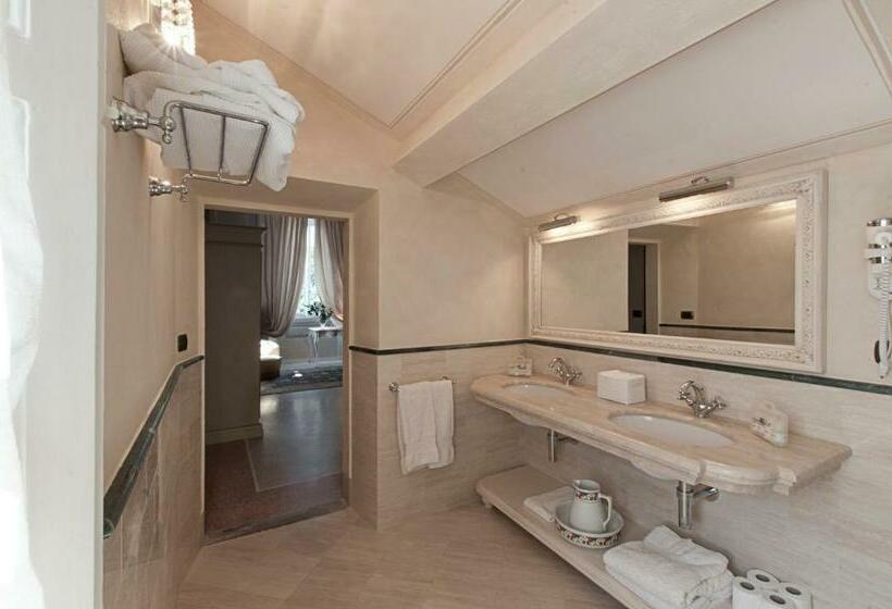 סוויטה, Villa Scorzi   Relais De Charme