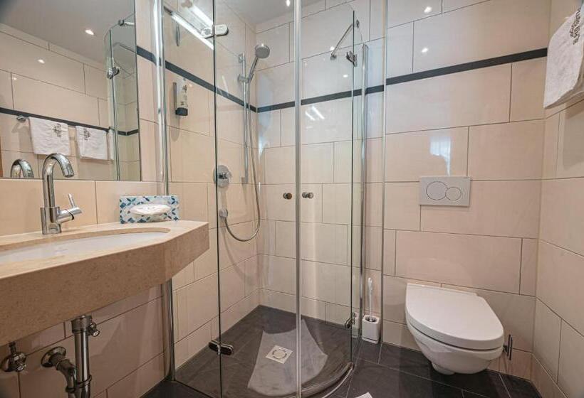 إستوديو قياسى, Alpen Suites Brandnertal