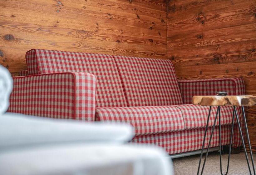 إستوديو قياسى, Alpen Suites Brandnertal