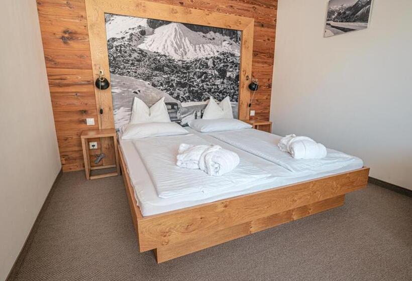 استودیوی استاندارد, Alpen Suites Brandnertal